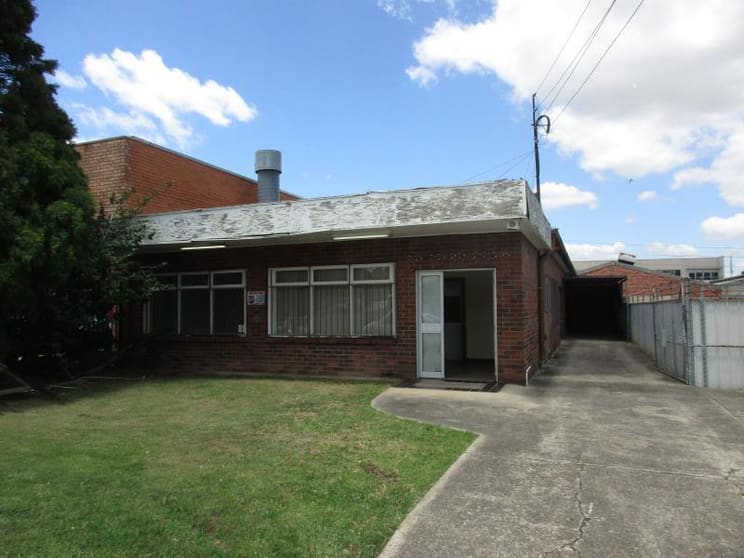 Click to view all images 34 Carrington Road Guildford NSW 2161 - Image 1