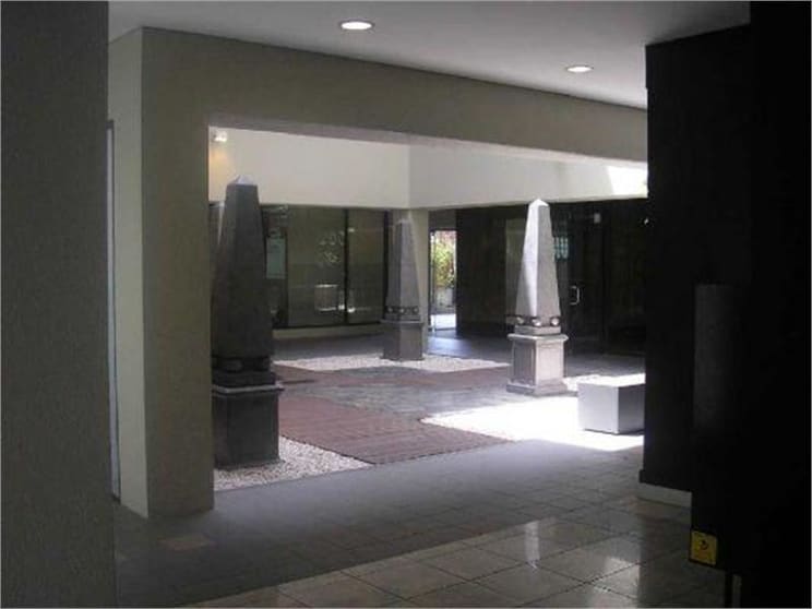 Click to view all images 04/22 St.Kilda Rd St Kilda VIC 3182 - Image 1