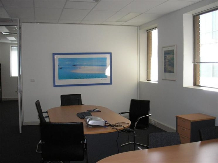 Click to view all images Suite 201/201 Fitzroy Street St Kilda VIC 3182 - Image 3