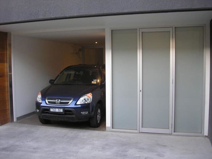 Click to view all images 2/37 Pine Street Hawthorn VIC 3122 - Image 3