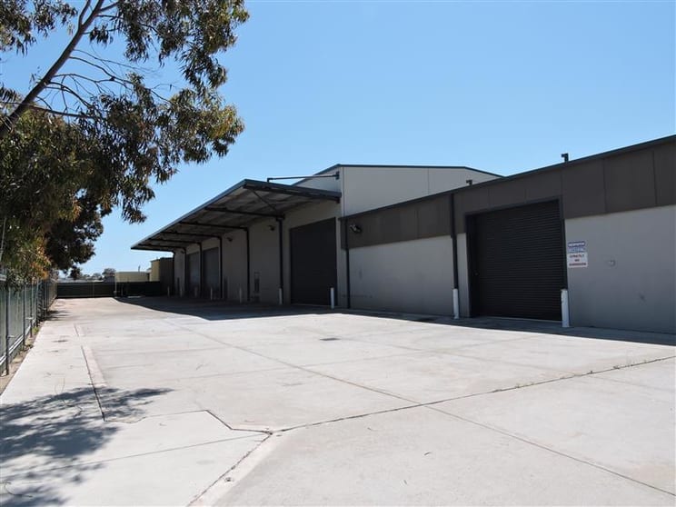 Click to view all images 9B Berriman Drive Wangara WA 6065 - Image 2
