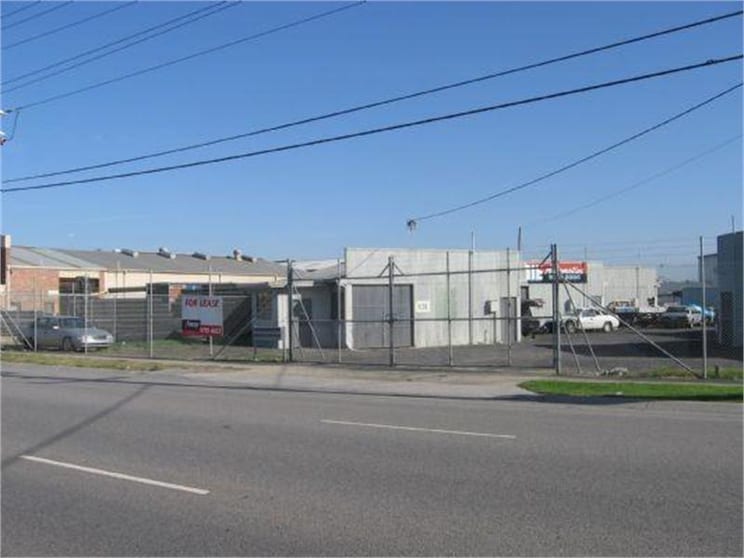 Click to view all images 1/129 Greens Road Dandenong VIC 3175 - Image 1