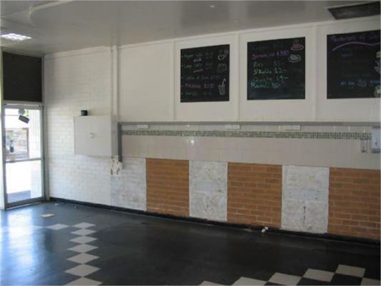 Click to view all images 1/164 Burgundy Street Heidelberg VIC 3084 - Image 2