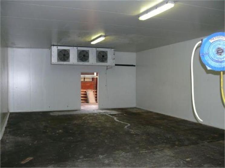 Click to view all images 2/22 Helen Street Heidelberg West VIC 3081 - Image 2