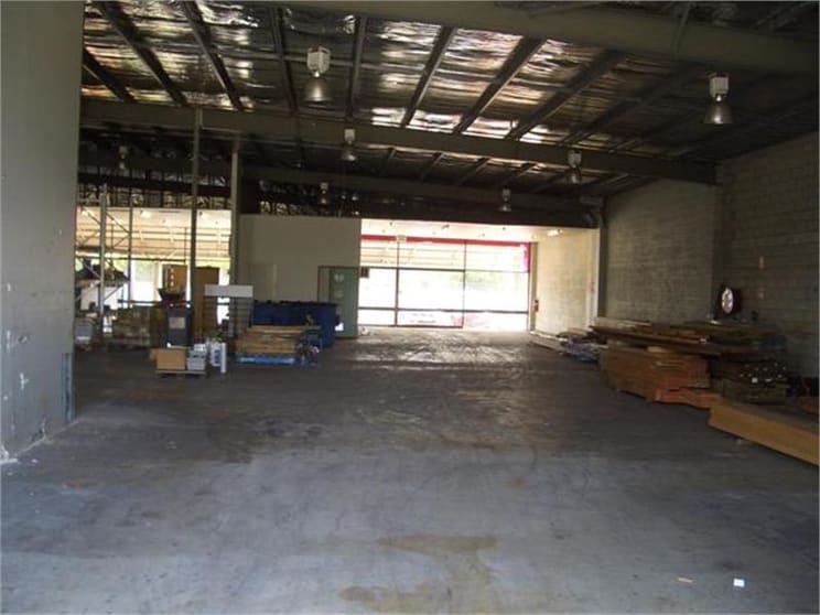 Click to view all images Burpengary QLD 4505 - Image 2