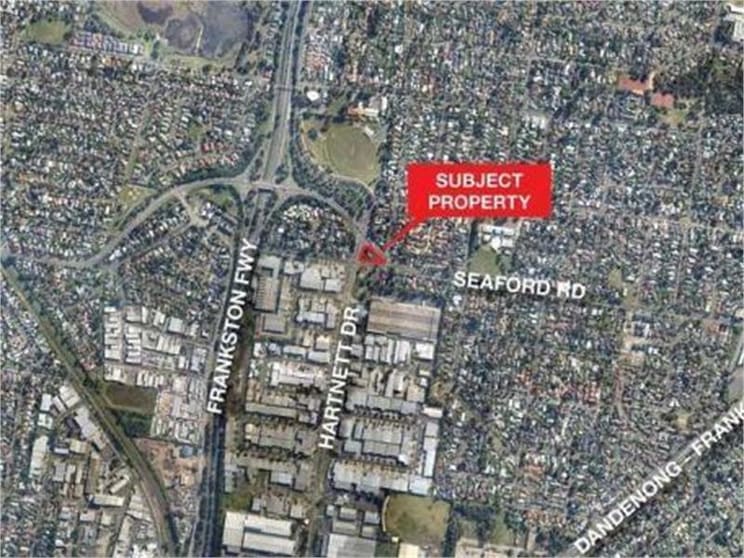 Click to view all images 1 Sunderland Court Seaford VIC 3198 - Image 1