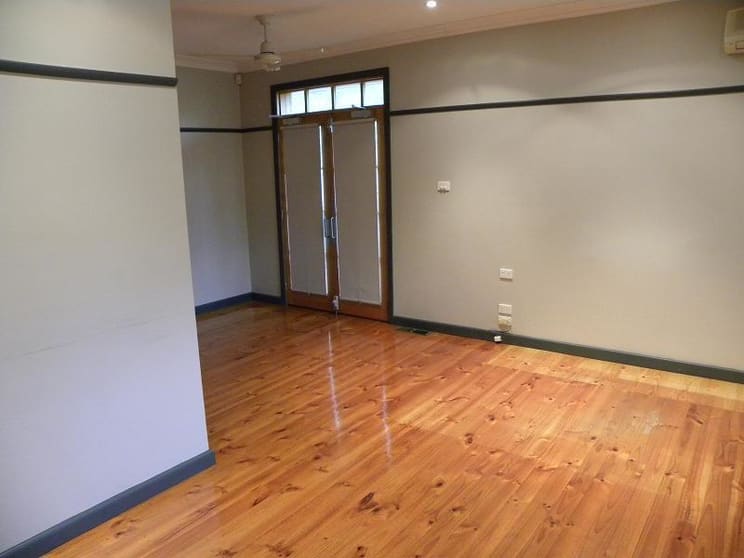 Click to view all images 577 Middleborough Road Box Hill North VIC 3129 - Image 3