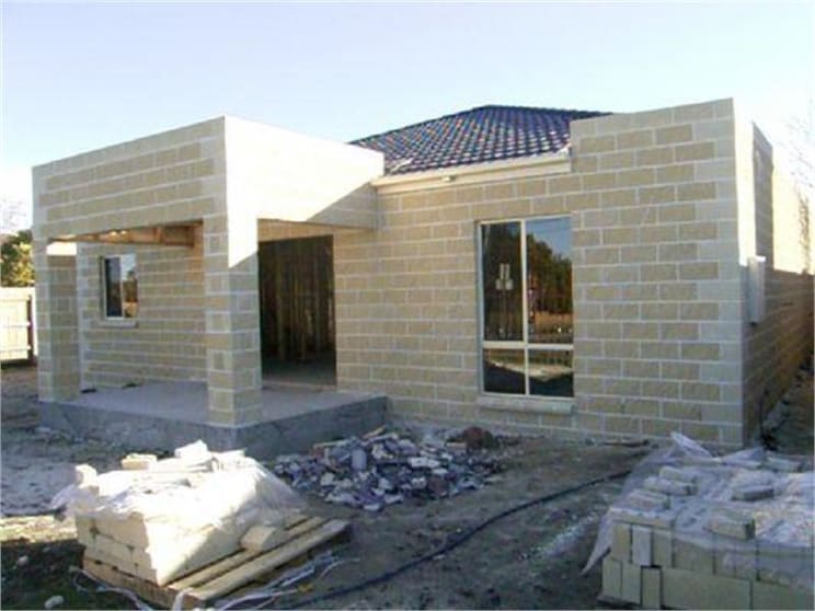 Click to view all images 75 Stud Rd Dandenong VIC 3175 - Image 3