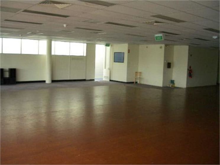 Click to view all images 88 Maroondah Hwy Ringwood VIC 3134 - Image 3