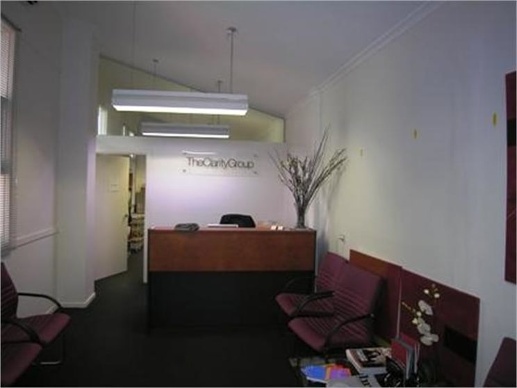 Click to view all images 1/107 Carpenter Street Brighton VIC 3186 - Image 3