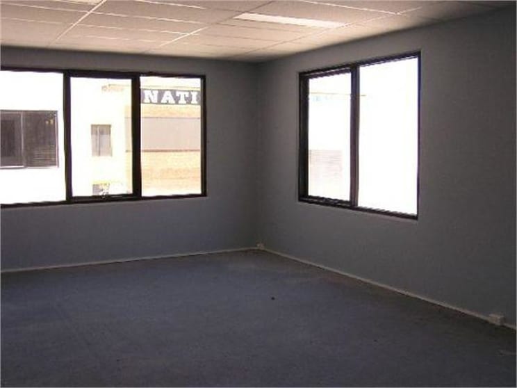 Click to view all images Unit 5, 300 Macauley Road North Melbourne VIC 3051 - Image 1
