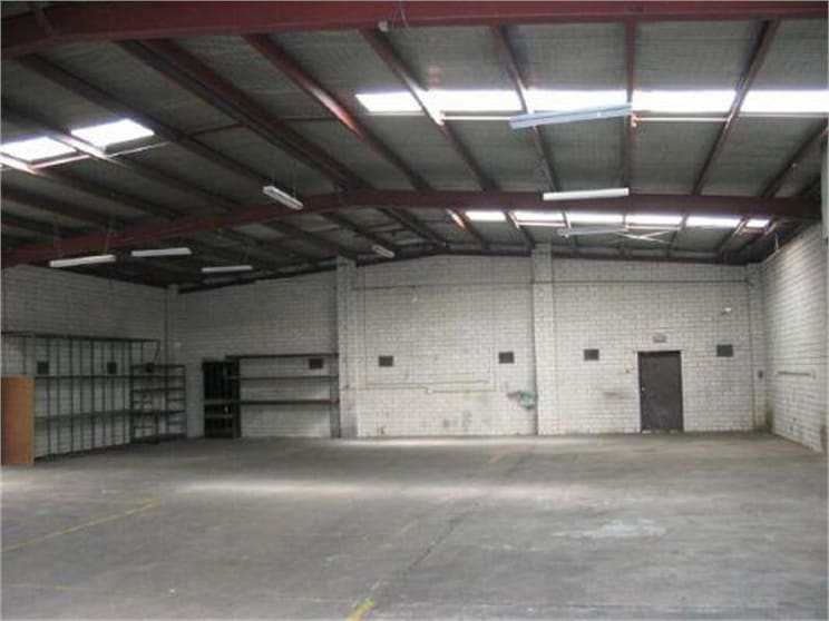 Click to view all images 3 Merchant Avenue Thomastown VIC 3074 - Image 2