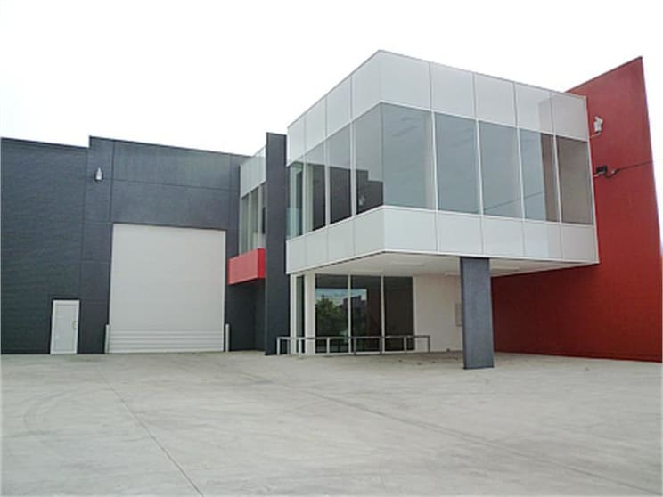 Click to view all images 41 Slater Parade Keilor East VIC 3033 - Image 1