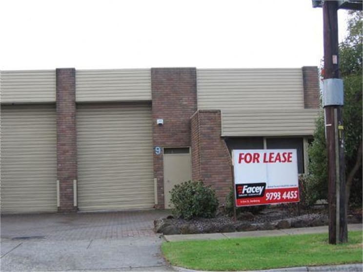 Click to view all images 9 Union Rd Dandenong VIC 3175 - Image 1