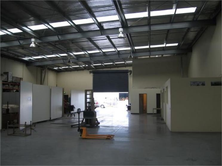 Click to view all images Hallam VIC 3803 - Image 2