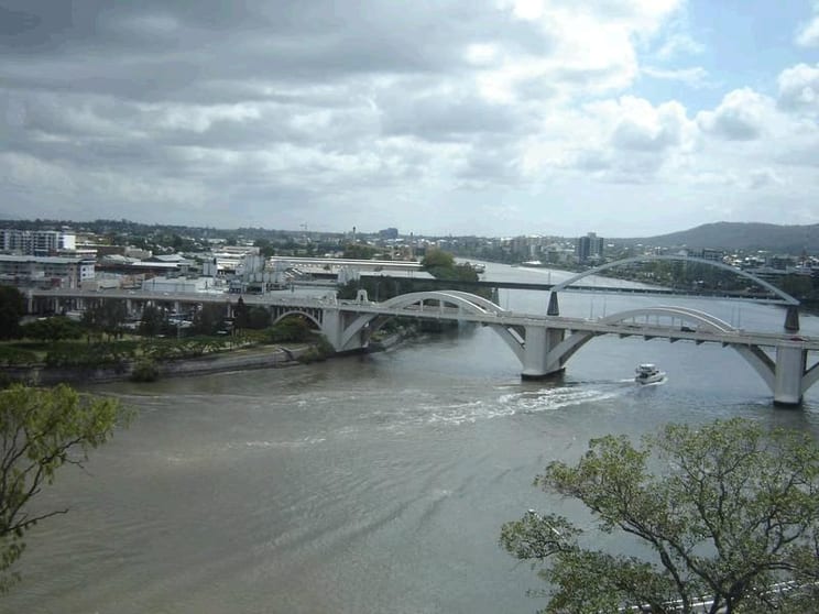 Click to view all images Brisbane City QLD 4000 - Image 2