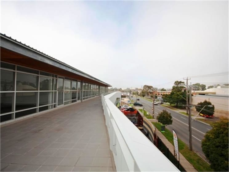 Click to view all images 23/347 Bay Rd Cheltenham VIC 3192 - Image 2
