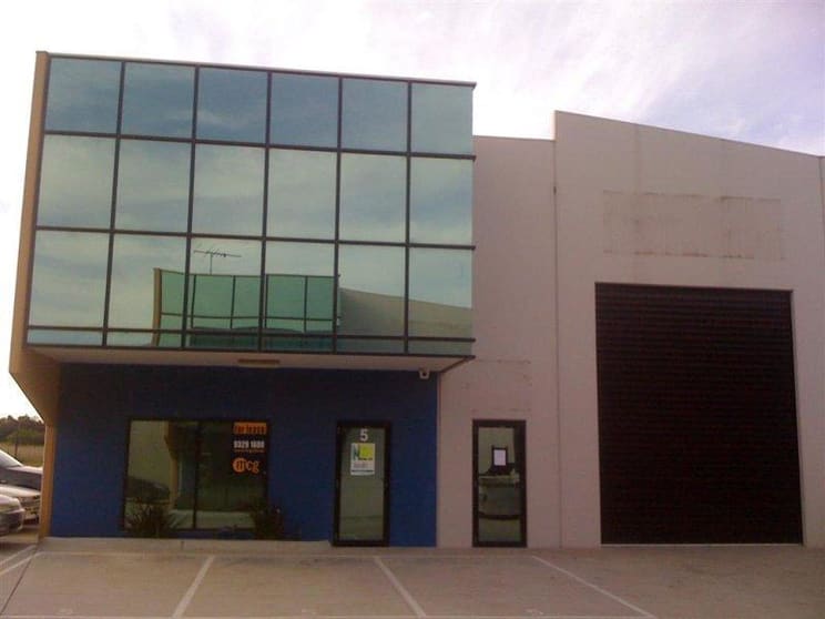 5/7 Commercial Court Tullamarine VIC 3043 - Image 1