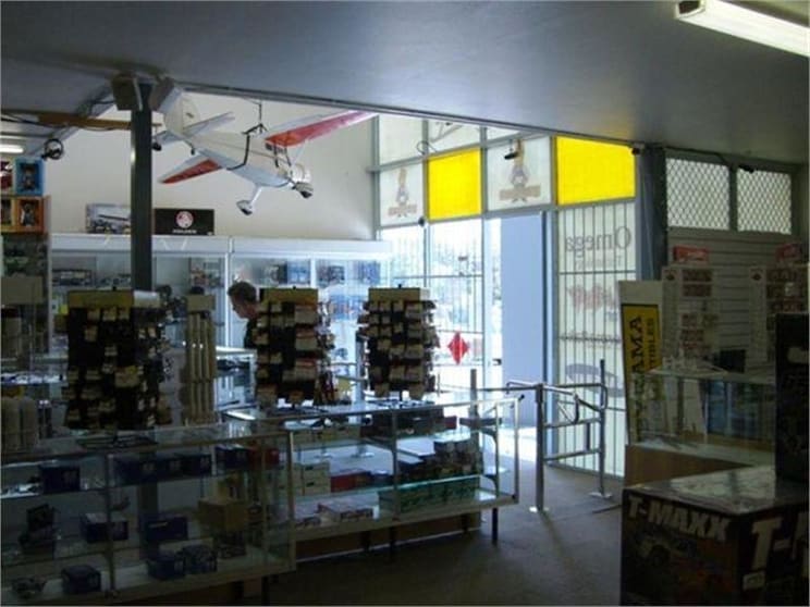 Click to view all images Stafford QLD 4053 - Image 2
