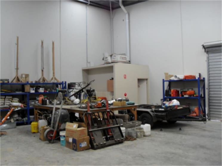 Click to view all images 6/334 Hume Highway Craigieburn VIC 3064 - Image 3