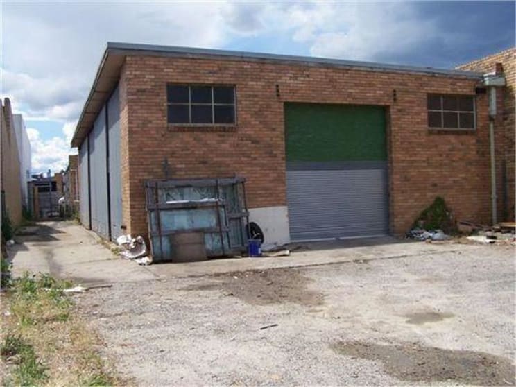 Click to view all images 24 Vernon Avenue Heidelberg West VIC 3081 - Image 1