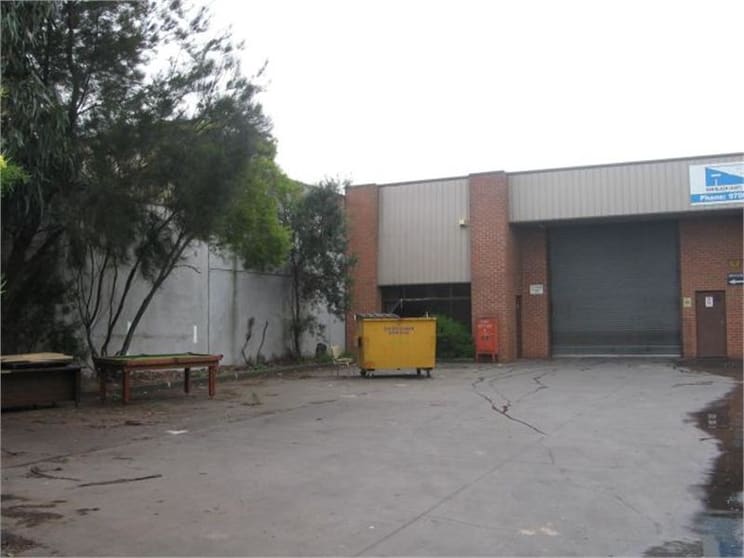Click to view all images 1/19 Kimberly Road Dandenong VIC 3175 - Image 2