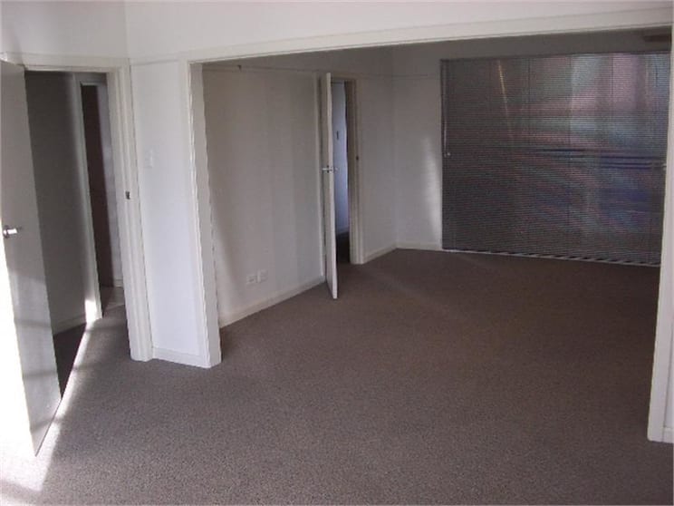 1/513 Warrigal Road Ashwood VIC 3147 - Image 3