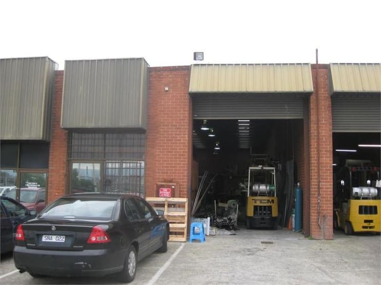 Click to view all images Unit 9, 7-9 Heatherdale Rd Ringwood VIC 3134 - Image 1