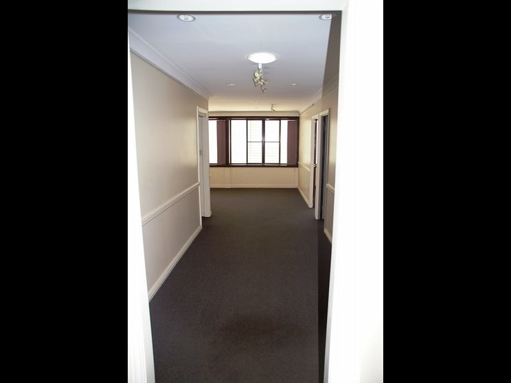 1/324 Ruthven Street Toowoomba City QLD 4350 - Image 3