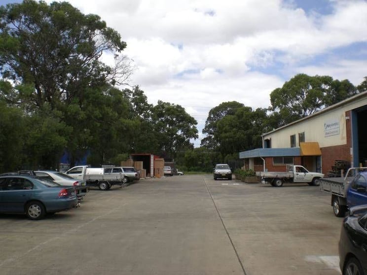 Click to view all images Unit 3/12-14 Riverside Road Chipping Norton NSW 2170 - Image 2