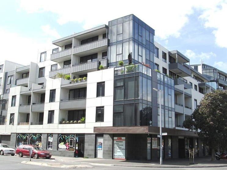 Click to view all images 46 Nott Street Port Melbourne VIC 3207 - Image 3