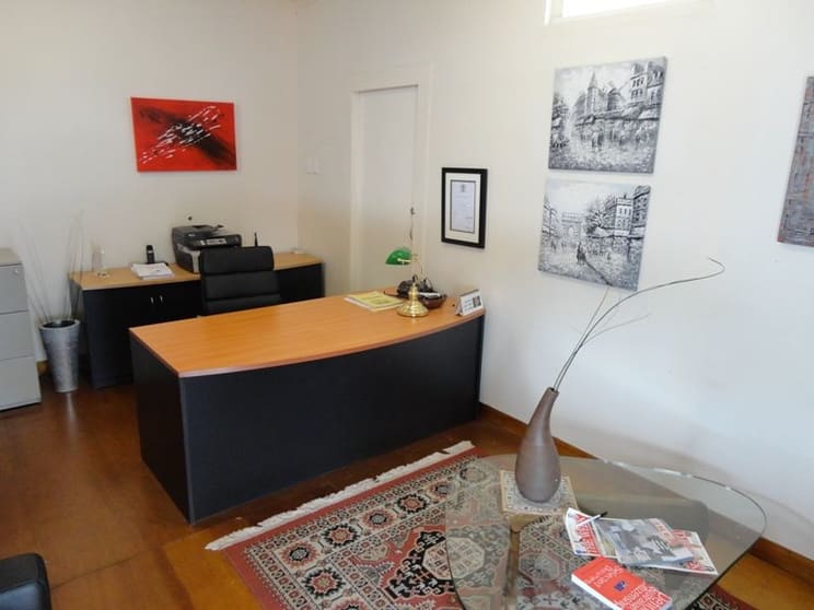Click to view all images 1/63 Glenrossa Road Red Hill QLD 4059 - Image 2