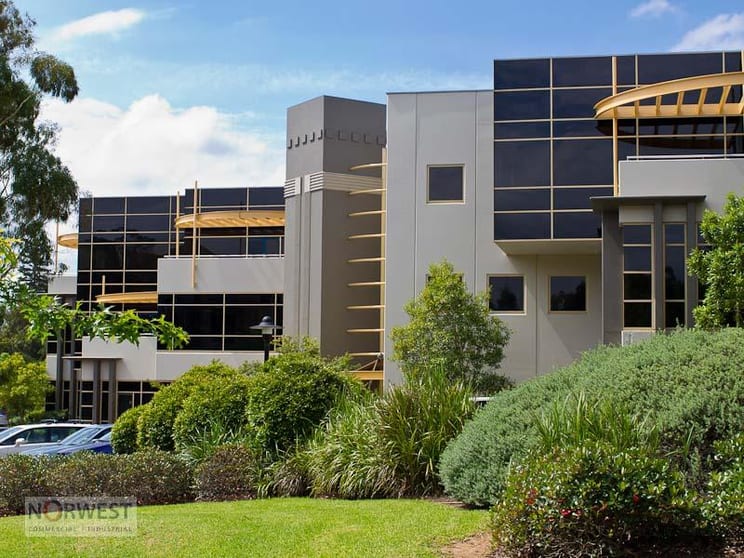 Click to view all images 3/1 Maitland Pl Baulkham Hills NSW 2153 - Image 3