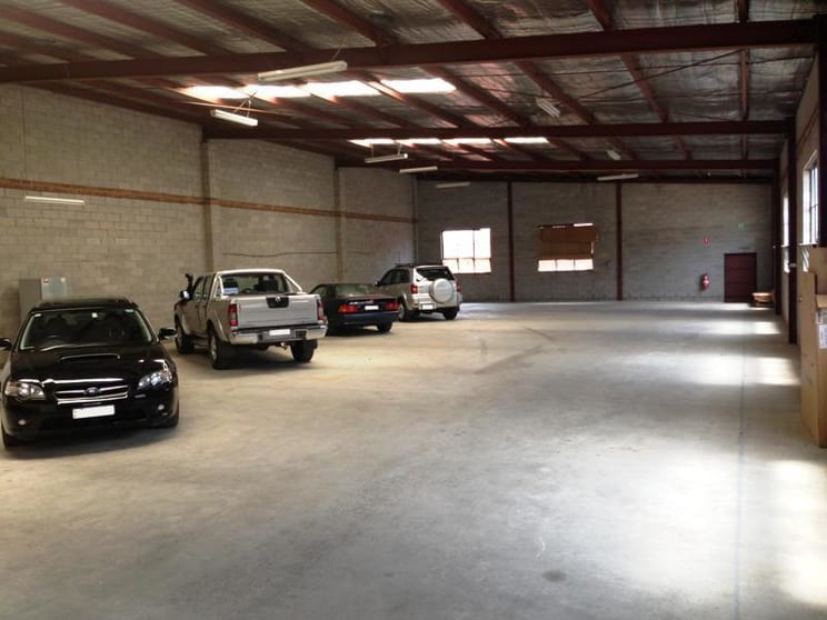 Click to view all images 47 Mologa Road Heidelberg West VIC 3081 - Image 2