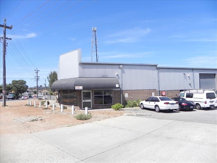 Click to view all images 1/212 Gnangara Road Landsdale WA 6065 - Image 2