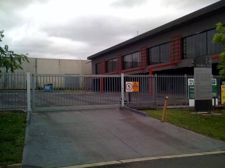 Click to view all images 2/7-9 Mallett Road Tullamarine VIC 3043 - Image 2
