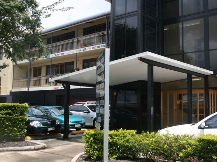 Click to view all images 3/6 Vanessa Boulevard Springwood QLD 4127 - Image 2