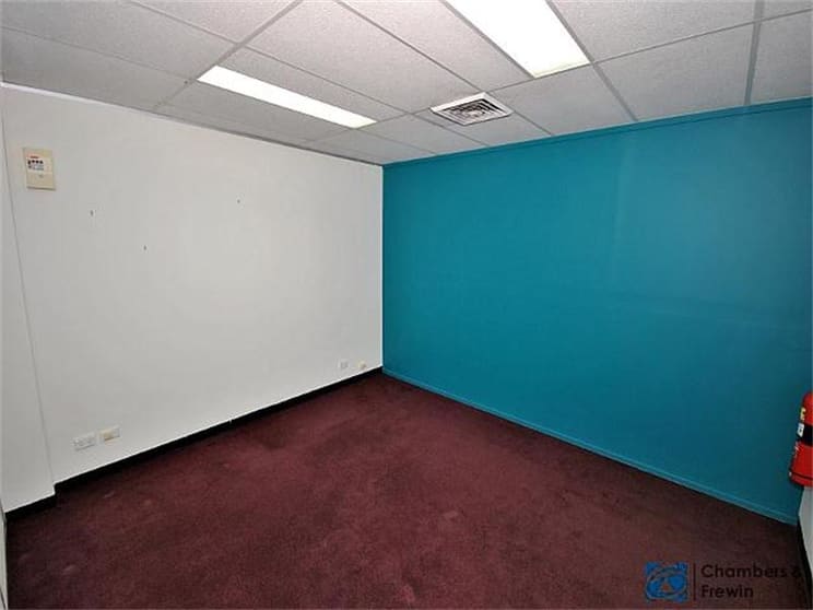 Click to view all images Hornsby NSW 2077 - Image 2