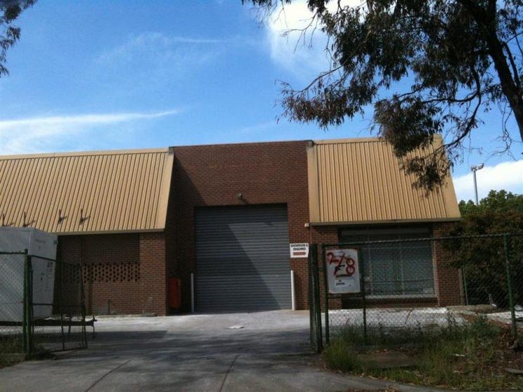 Click to view all images 2/8 Ayton Ave Sunshine VIC 3020 - Image 1
