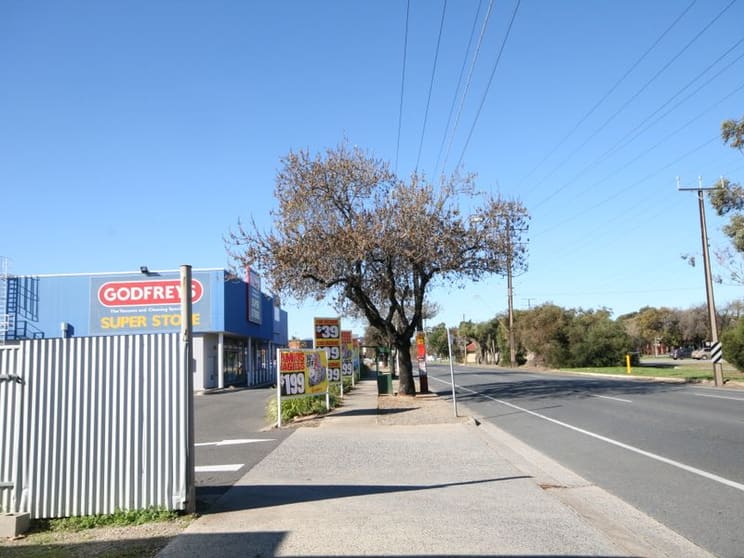 Click to view all images 477 Port Road Croydon SA 5008 - Image 3