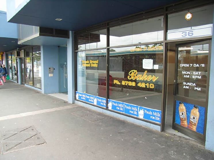 Click to view all images 36 Young Street Frankston VIC 3199 - Image 1