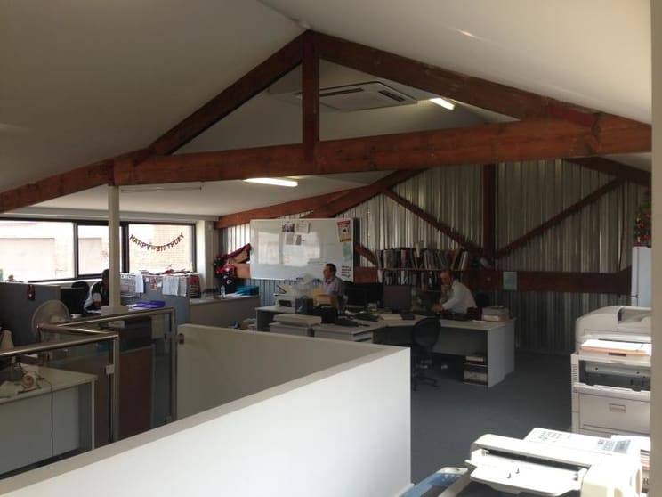 Click to view all images 4a Robert Street Collingwood VIC 3066 - Image 3