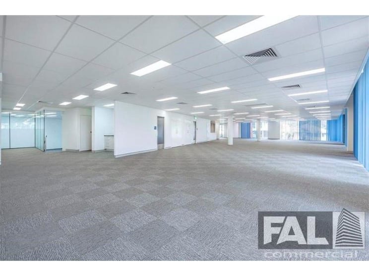 Click to view all images Taringa QLD 4068 - Image 2