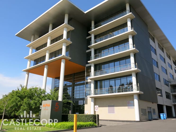 Click to view all images 1.11/5 Celebration Drive Bella Vista NSW 2153 - Image 1