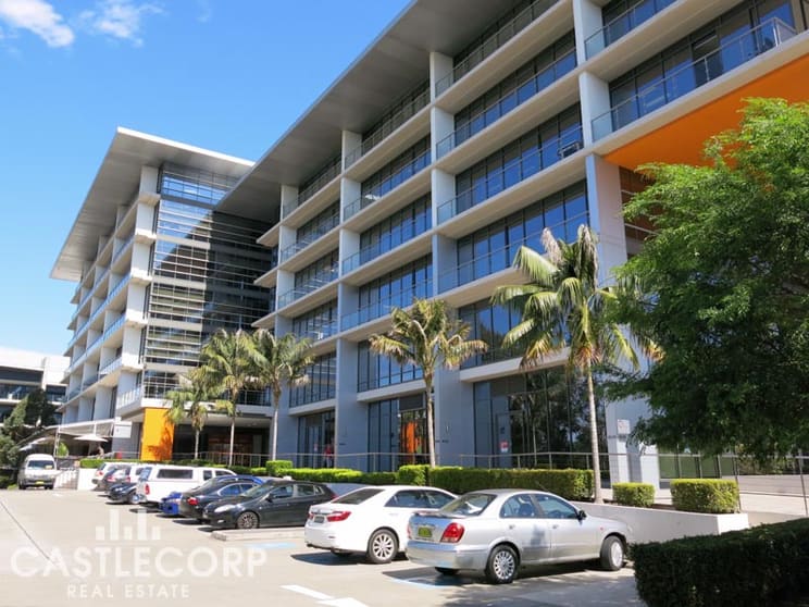 Click to view all images 1.11/5 Celebration Drive Bella Vista NSW 2153 - Image 3