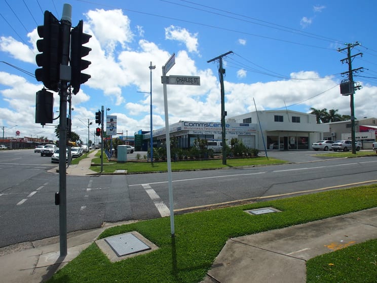 Click to view all images 55 Charles Street Berserker QLD 4701 - Image 3