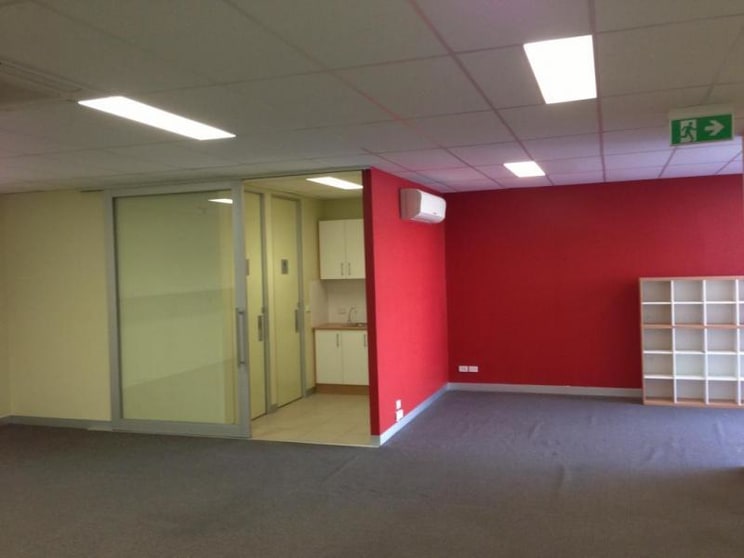 Click to view all images 4/345 Plummer Port Melbourne VIC 3207 - Image 3