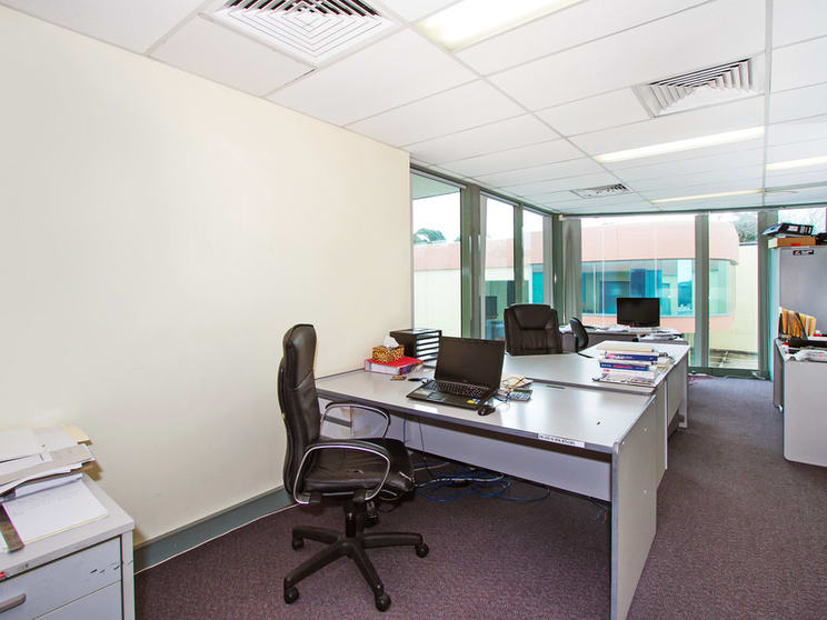 Click to view all images Gladesville NSW 2111 - Image 2