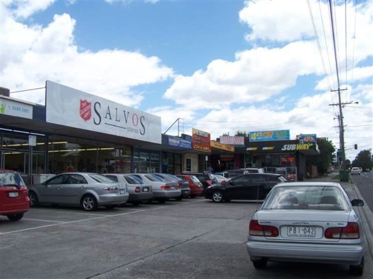 Click to view all images 1/296 Station Street Fairfield VIC 3078 - Image 3