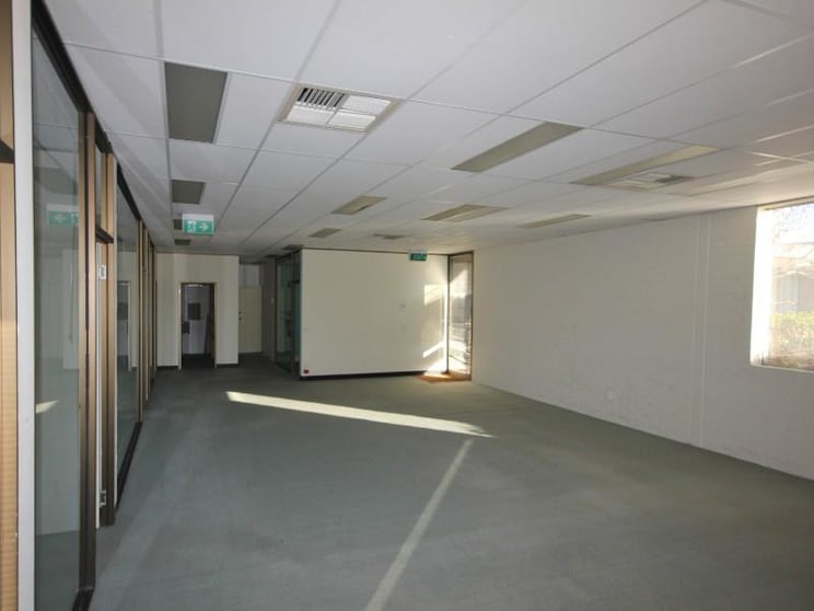 Click to view all images Ground Sui/600 Doncaster Road Doncaster VIC 3108 - Image 3